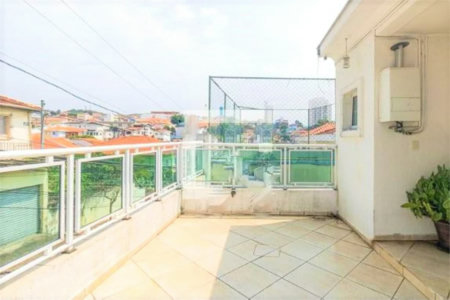 Sobrado à venda com 4 quartos, sendo 3 suítes,  em Vila Mazzei, São Paulo, SP
