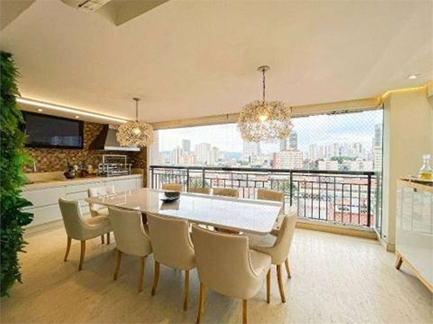 Apartamento à venda com 4 suítes em Santa Terezinha, São Paulo, SP