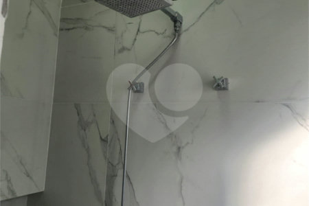 Casa à venda ou para alugar com 4 suítes no condomínio Residencial Jaguary, São José dos Campos - SP