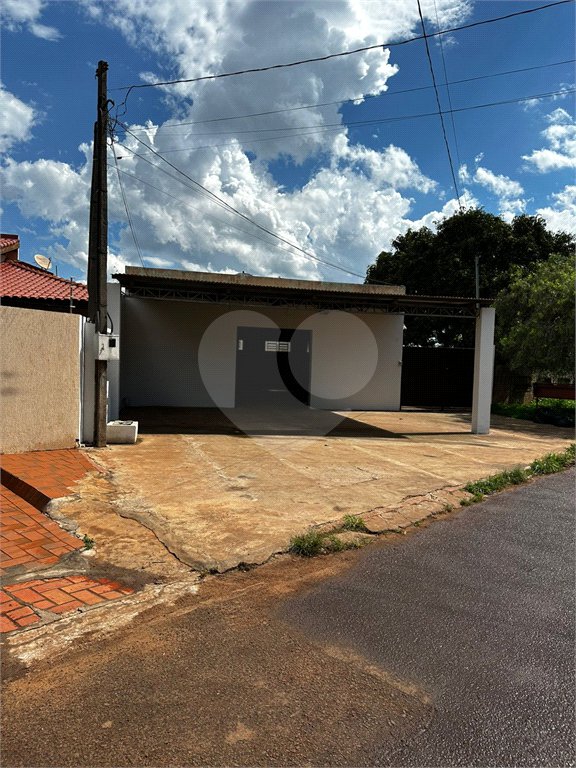 Salão à venda ou para alugar em Parque dos Ipês I, Ponta Porã, MS