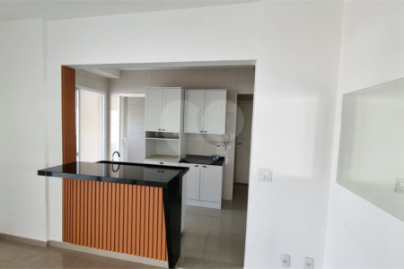 Apartamento à venda com 3 suítes em Santa Teresinha, São Paulo, SP