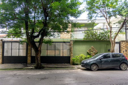 Sobrado à venda com 5 suítes em Jardim São Bento, São Paulo, SP
