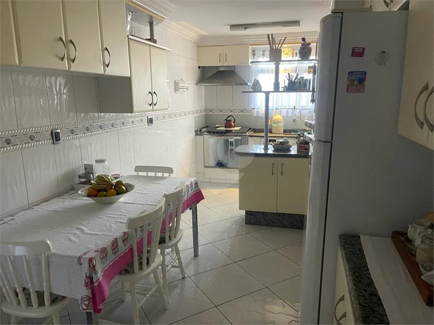 Casa à venda com 3 quartos, sendo 1 suíte, em Parque Vitória, São Paulo, SP