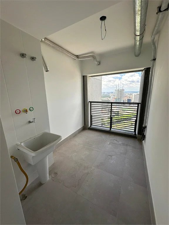 Apartamento à venda com 2 suítes em Jardim Morumbi, São Paulo, SP