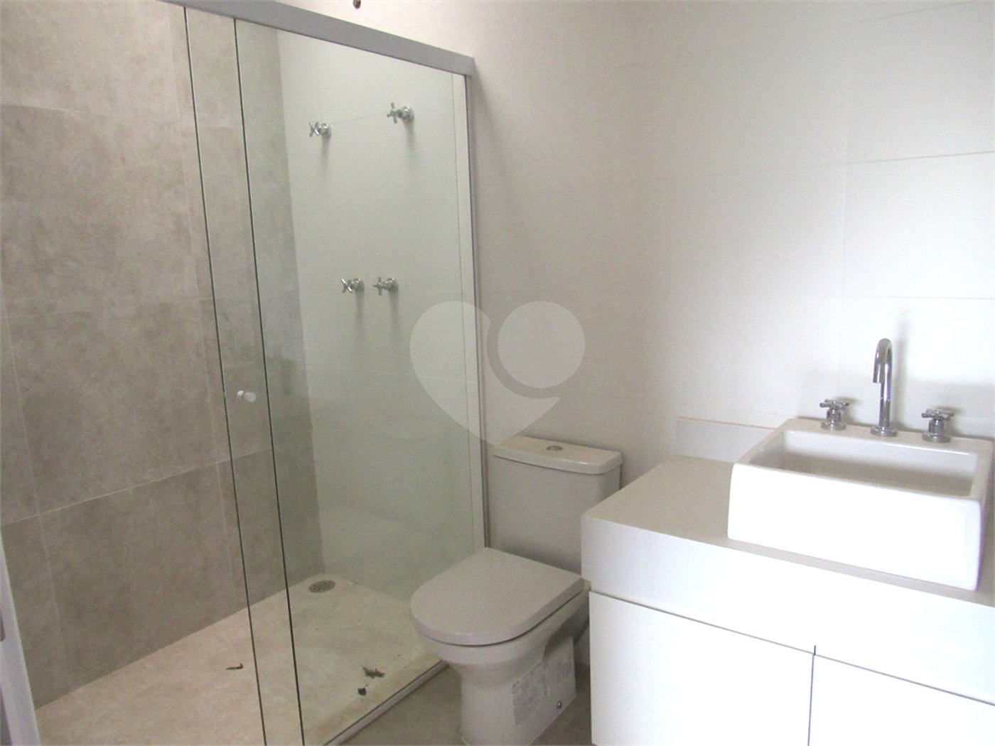 Casa à venda com 4 suítes no condomínio Premiere, São Paulo - SP