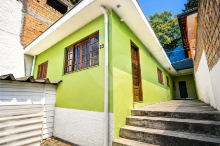 Casa à venda com 3 quartos em Jardim das Esmeraldas, São Paulo, SP