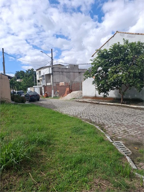 Casa à venda com 2 quartos, sendo 1 suíte,  no condomínio Campina Grande, Rio de Janeiro - RJ