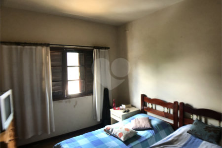 Sobrado à venda com 3 quartos em Água Fria, São Paulo, SP