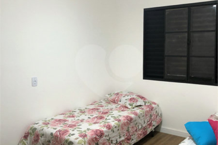 Chácara à venda com 6 quartos, sendo 2 suítes, em Jardim Brogotá, Atibaia, SP