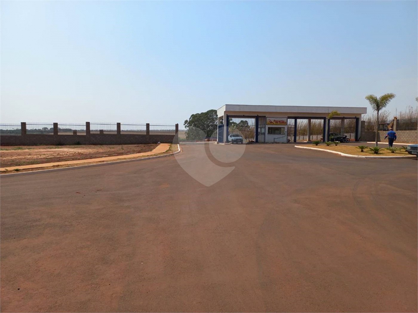 Terreno para venda, dispondo de 251,00 m² .