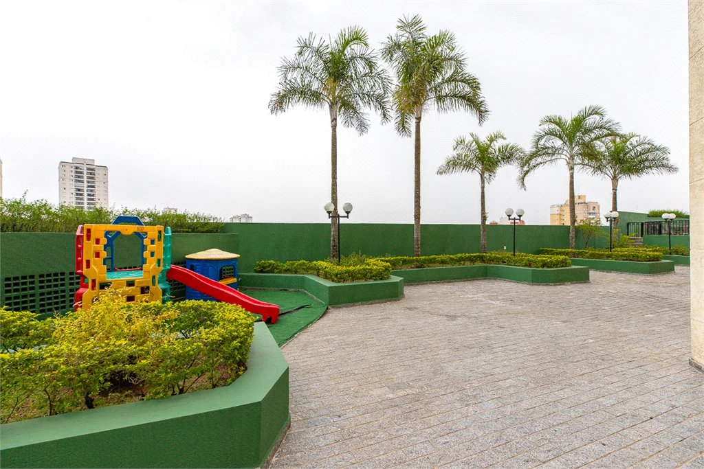 Apartamento à venda com 4 quartos, sendo 1 suíte, em Jardim Monte Kemel, São Paulo, SP
