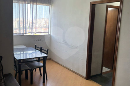 Apartamento à venda com 2 quartos em Jardim da Saúde, São Paulo, SP