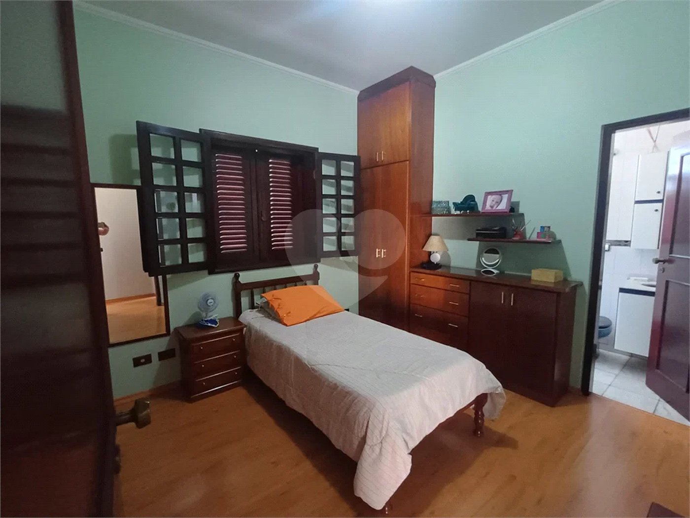 Sobrado à venda com 4 quartos, sendo 2 suítes, em Água Fria, São Paulo, SP