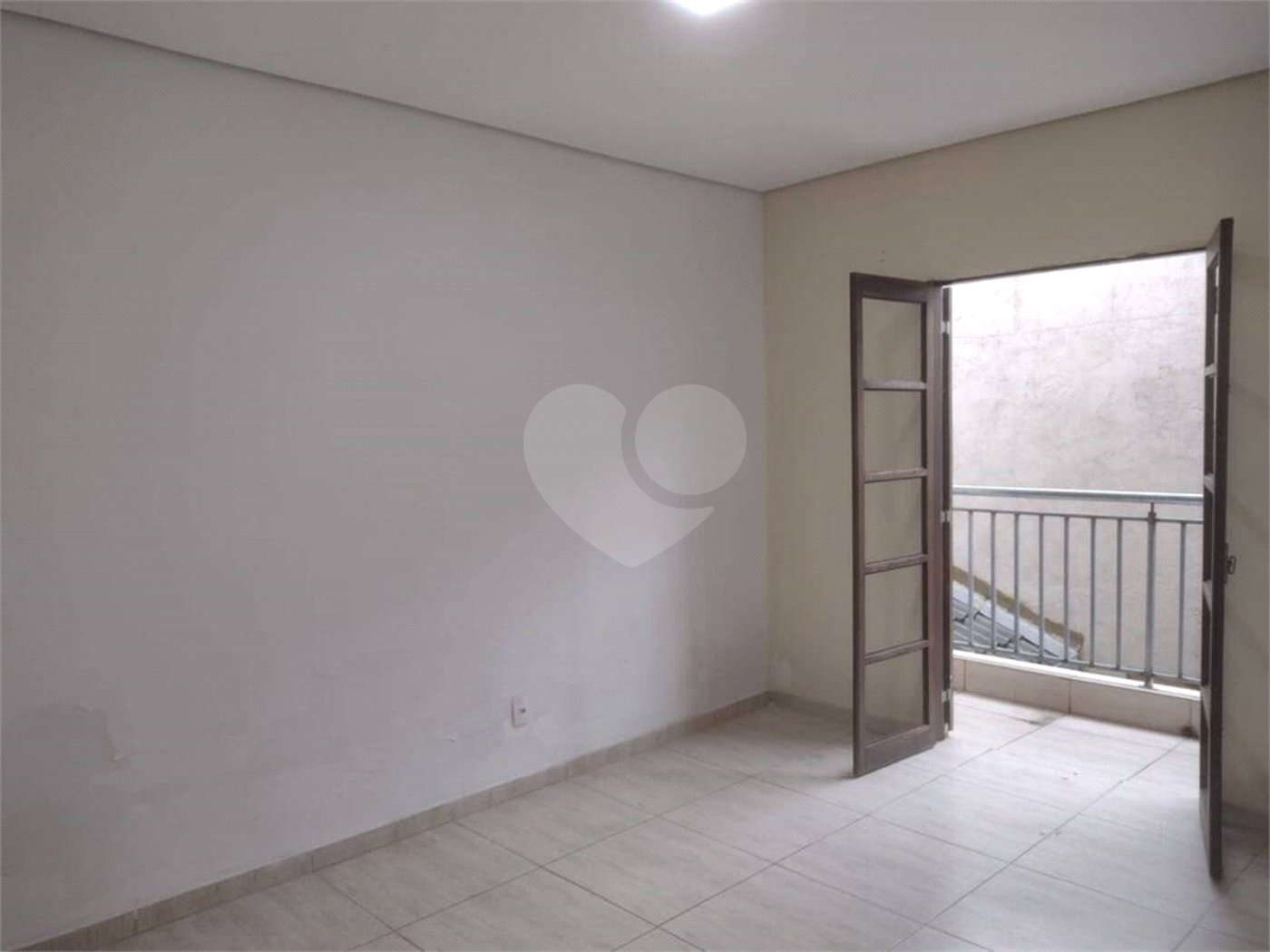 Casa à venda com 5 quartos, sendo 1 suíte, em Jardim Márcia, Suzano, SP