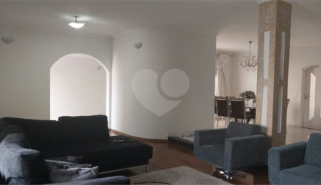 Casa à venda com 3 suítes em Vila Guilherme, São Paulo, SP