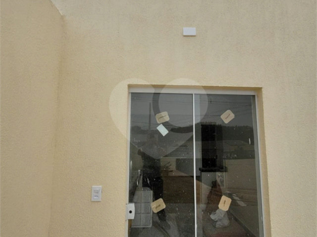 Casa à venda com 3 quartos, sendo 1 suíte,  no condomínio Mirante da Mantiqueira I, Mairiporã - SP