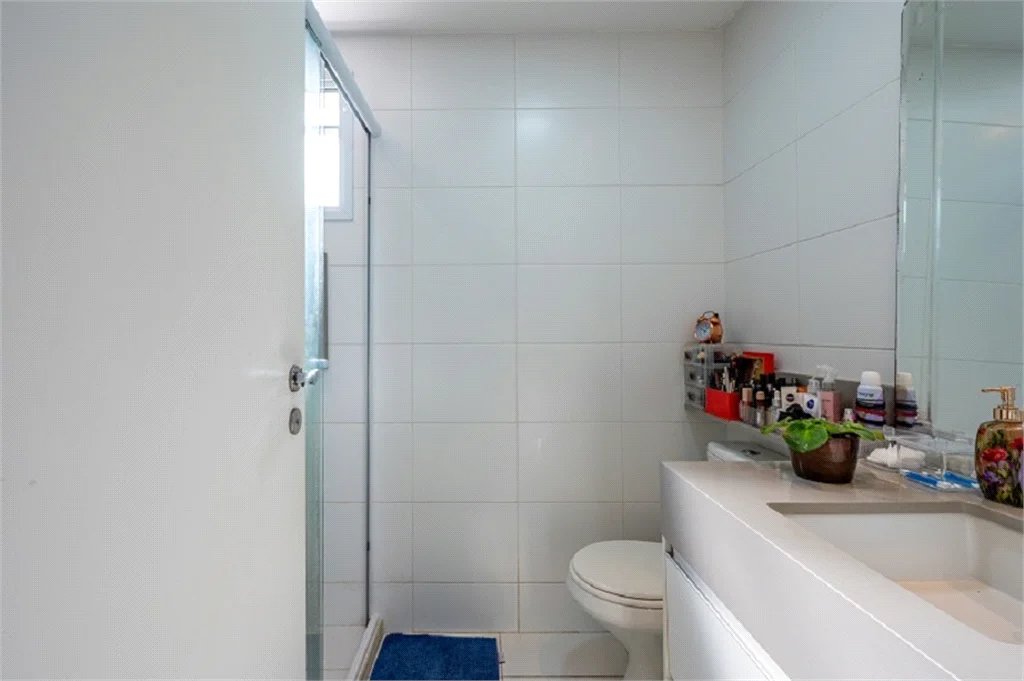 Apartamento à venda com 3 suítes em Jardim Caboré, São Paulo, SP