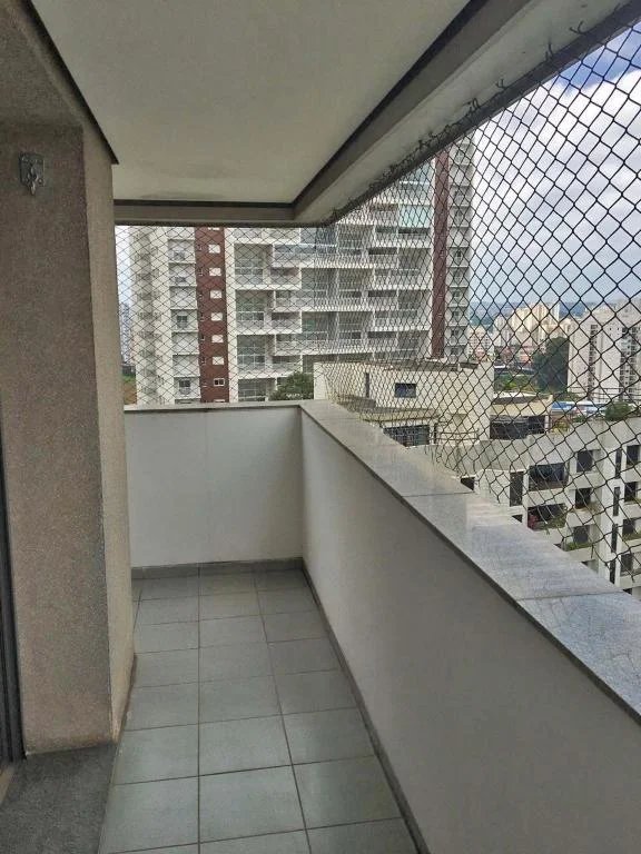Apartamento para alugar com 4 quartos, sendo 3 suítes, em Jardim Londrina, São Paulo, SP