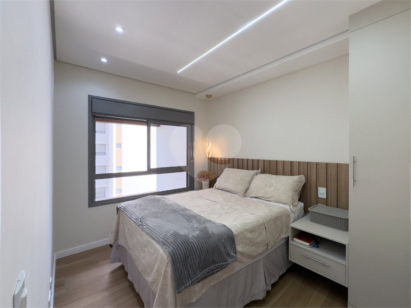 Apartamento à venda com 2 quartos, sendo 1 suíte,  em Jardim Prudência, São Paulo, SP