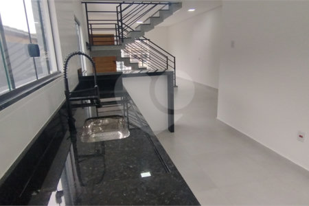 Sobrado à venda com 3 quartos, sendo 1 suíte, em Jardim Maristela, Atibaia, SP