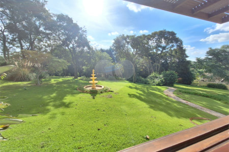 Casa à venda com 3 suítes no condomínio Chácaras do Lago, Vinhedo - SP