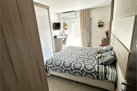 Casa à venda com 3 suítes no condomínio Belvedere II, Votorantim - SP