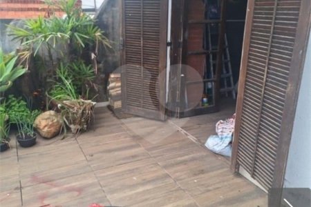 Casa à venda com 5 quartos, sendo 2 suítes, em Parque Maria Helena, Suzano, SP
