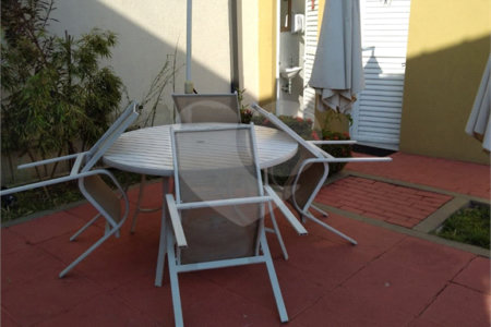 Casa à venda com 3 quartos, sendo 1 suíte, no condomínio Moradas do Horto, São Paulo - SP