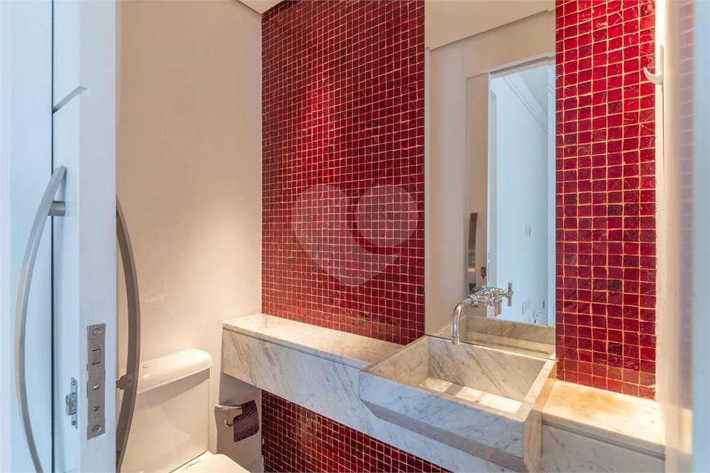 Apartamento à venda com 2 suítes em Pinheiros, São Paulo, SP