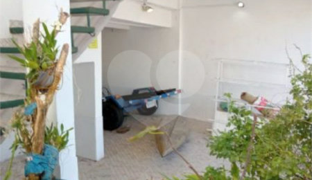 Sobrado à venda com 3 quartos, sendo 1 suíte,  em Vila Paulicéia, São Paulo, SP