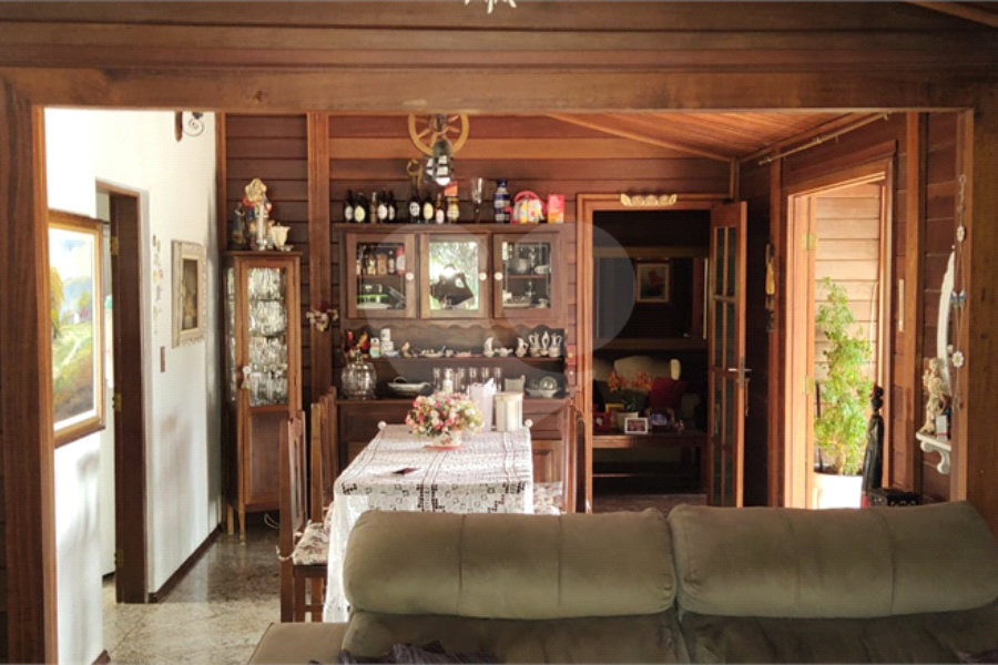 Casa à venda com 4 quartos, sendo 1 suíte, em Serra da Cantareira, Mairiporã, SP