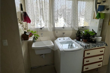 Apartamento à venda com 3 quartos, sendo 1 suíte, em Jardim Londrina, São Paulo, SP
