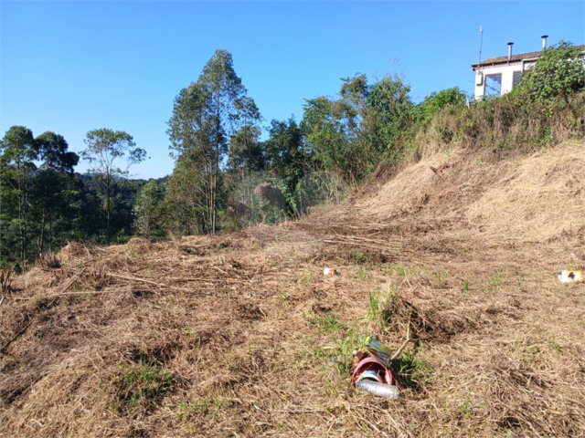 Terreno à venda em Mantiqueira, Mairiporã, SP