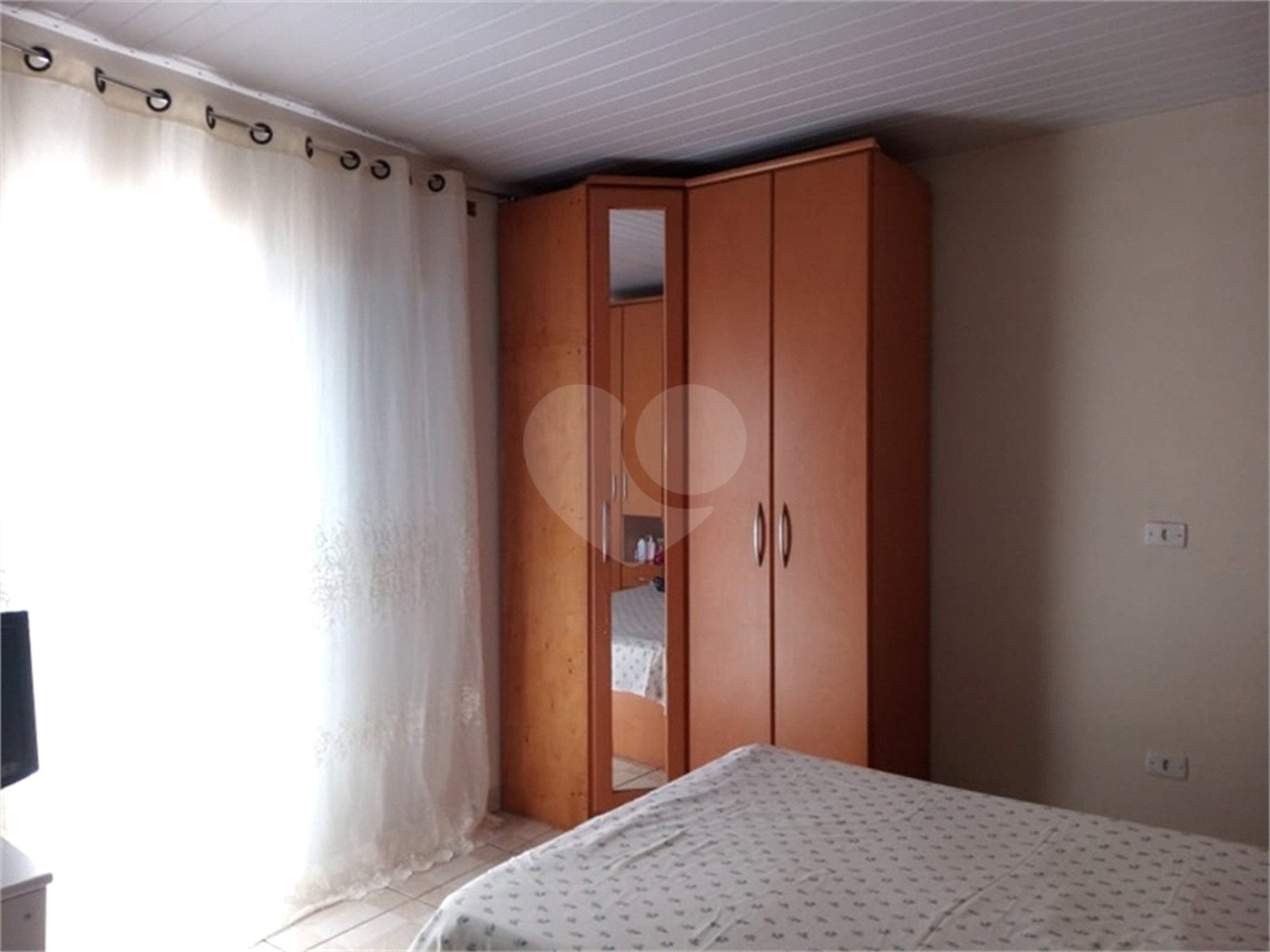 Sobrado à venda com 4 quartos, sendo 1 suíte, em Horto Florestal, São Paulo, SP