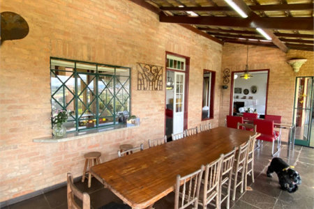 Casa à venda com 4 suítes no condomínio São Joaquim, Vinhedo - SP