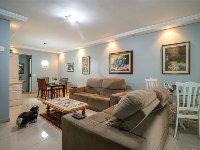Apartamento à venda com 4 quartos, sendo 2 suítes,  em Jardim Prudência, São Paulo, SP
