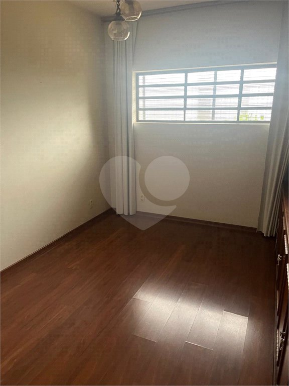 Casa à venda com 3 quartos, sendo 1 suíte,  em Chácara São João, São Carlos, SP
