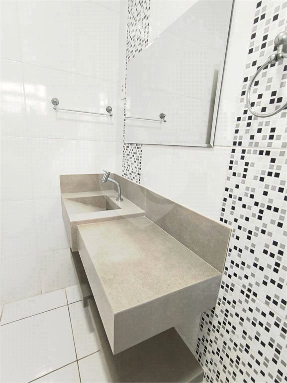 Casa à venda com 3 quartos, sendo 1 suíte, em Vila Arnaldo, São Carlos, SP