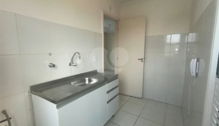 Apartamento à venda com 2 quartos em Parque Ipê, São Paulo, SP