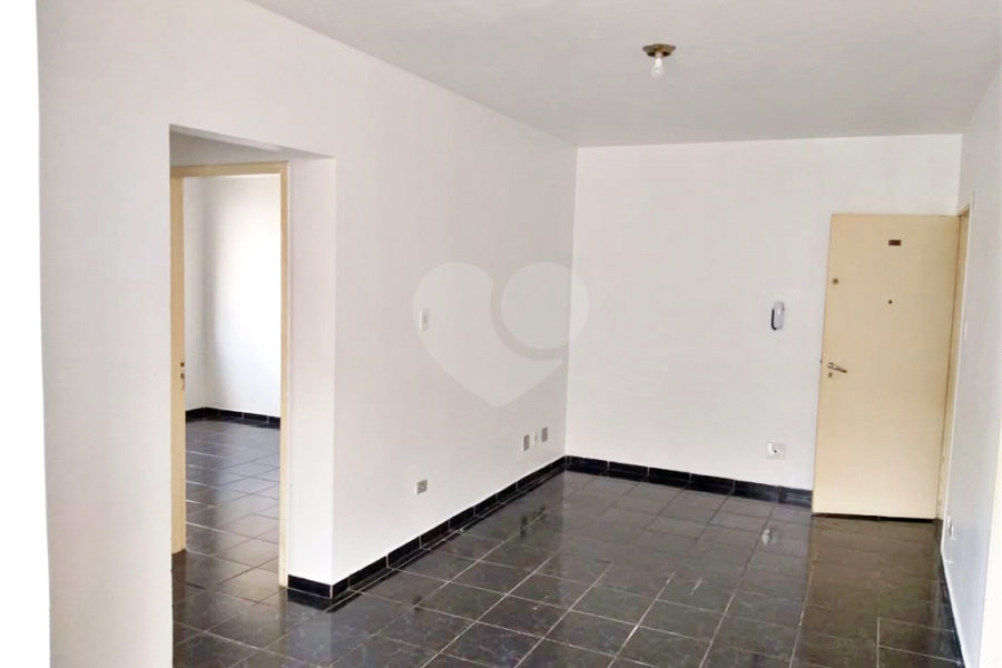 Apartamento à venda com 2 quartos em Bom Retiro, São Paulo, SP