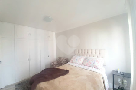 Apartamento à venda com 3 quartos em Moema, São Paulo, SP