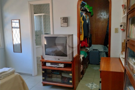 Casa de Vila à venda com 4 suítes em Jardim Londrina, São Paulo, SP