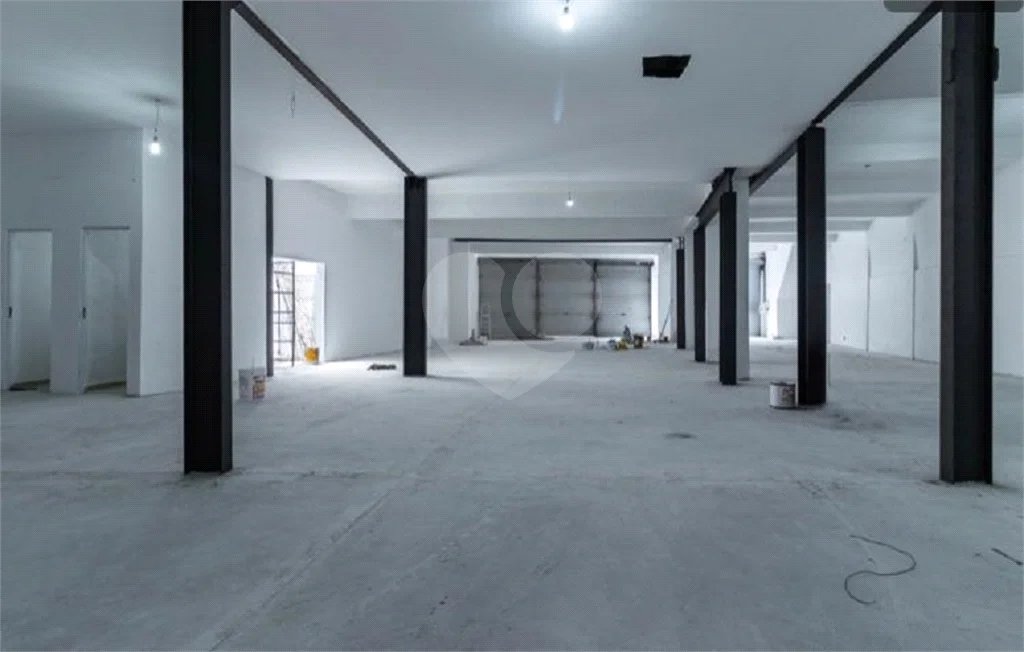 Salão Comercial Todo Reformado com 420m² Jaçanã!!!