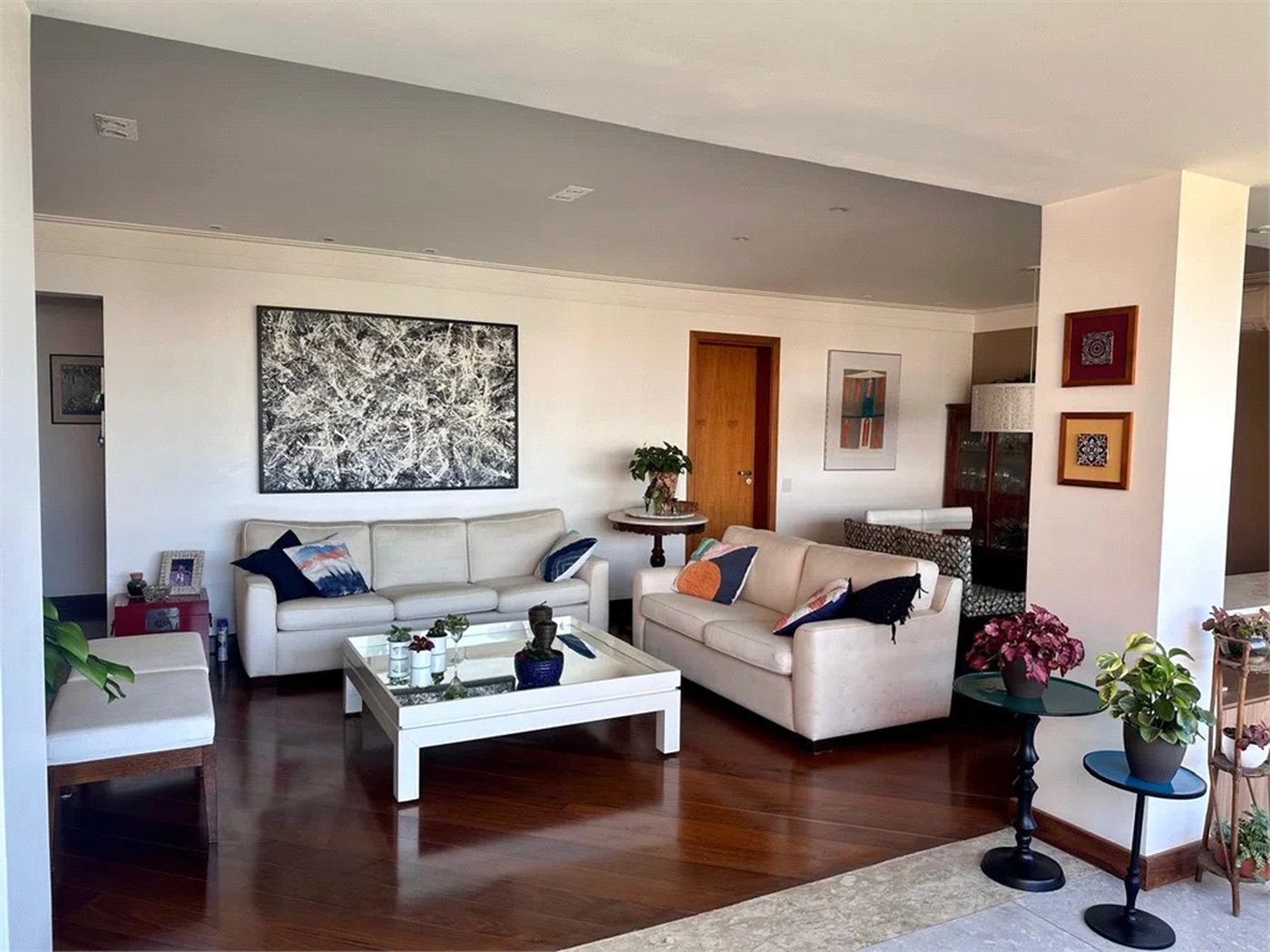Apartamento à venda com 3 suítes em Jardim Vitória Régia, São Paulo, SP