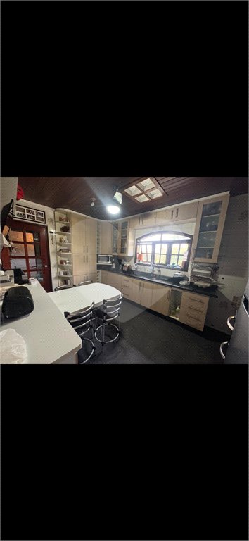 Casa à venda ou para alugar com 3 suítes em Jardim Lago Azul, Louveira, SP