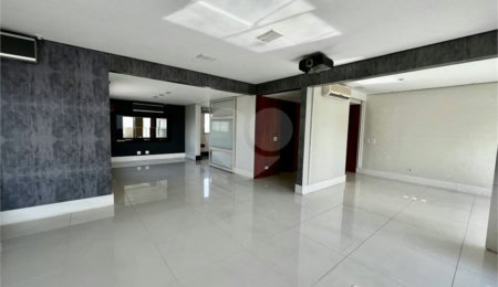 Apartamento à venda com 4 quartos, sendo 3 suítes, em Campo Belo, São Paulo, SP