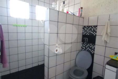 Casa à venda com 4 quartos, sendo 1 suíte, em Jardim Maricota, Itapetininga, SP
