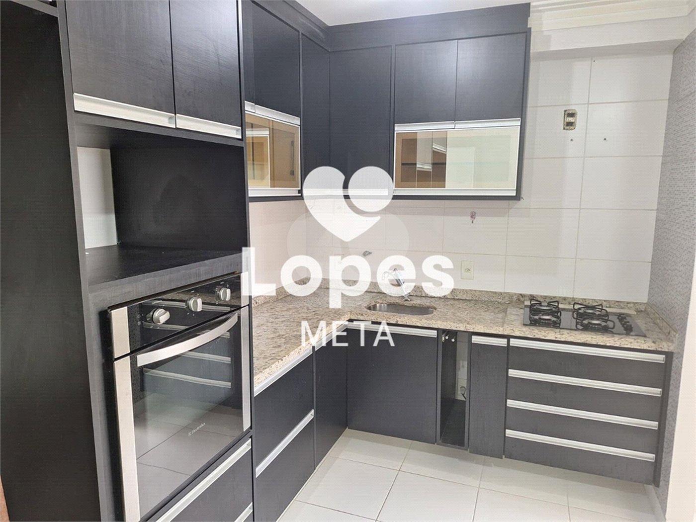 Apartamento à venda com 3 quartos, sendo 1 suíte, em Vila Industrial, São José dos Campos, SP