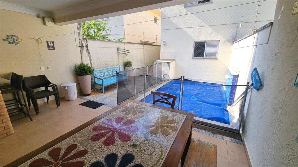 Casa à venda com 3 suítes no condomínio Residencial Cantareira, São Paulo - SP