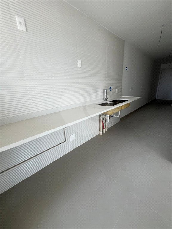 Apartamento à venda com 3 suítes em Pinheiros, São Paulo, SP